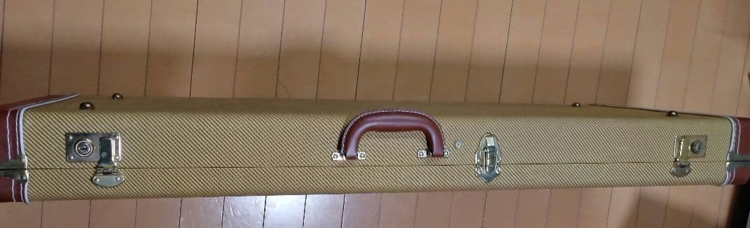 Fender japan　フェンダージャパン　ストラトキャスター　スキャロップ