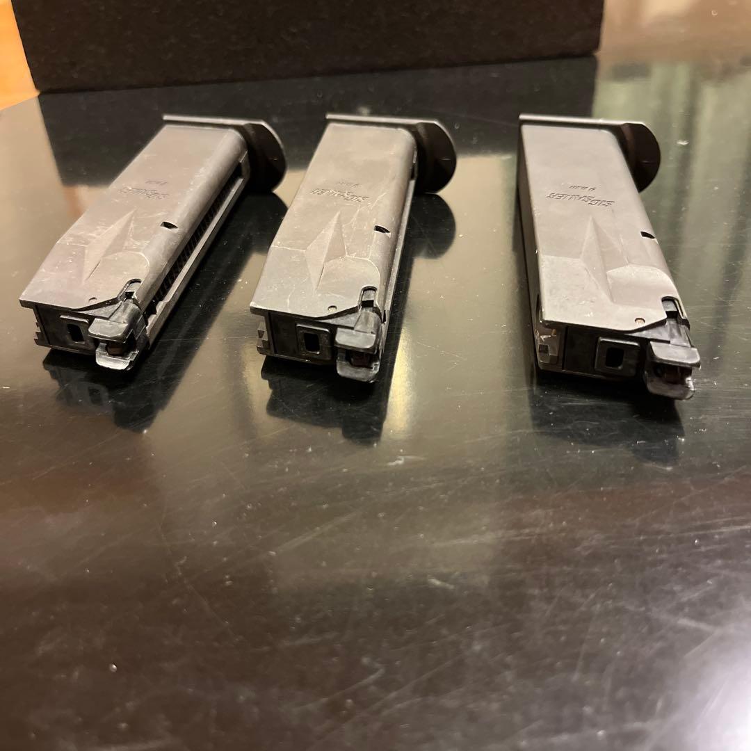 ト*モ様 東京マルイ ガスブローバックガン SIG SAUER P226 E2