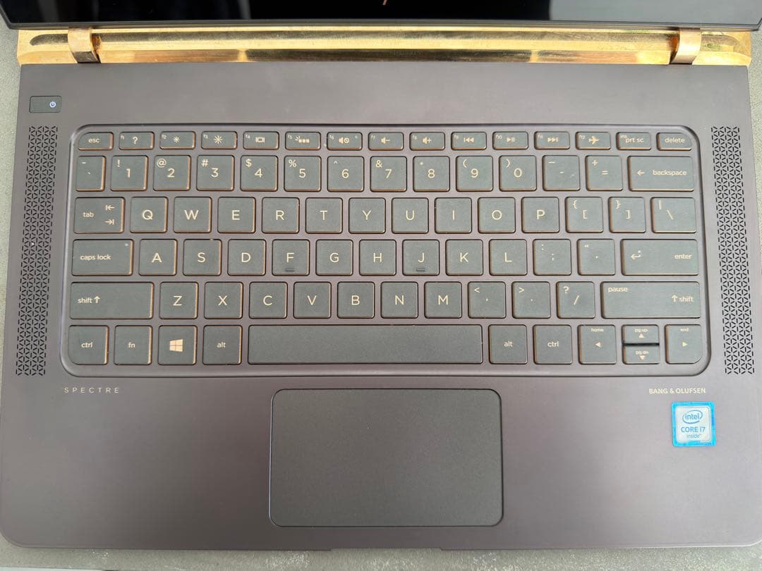 HP Spectre ノートPC