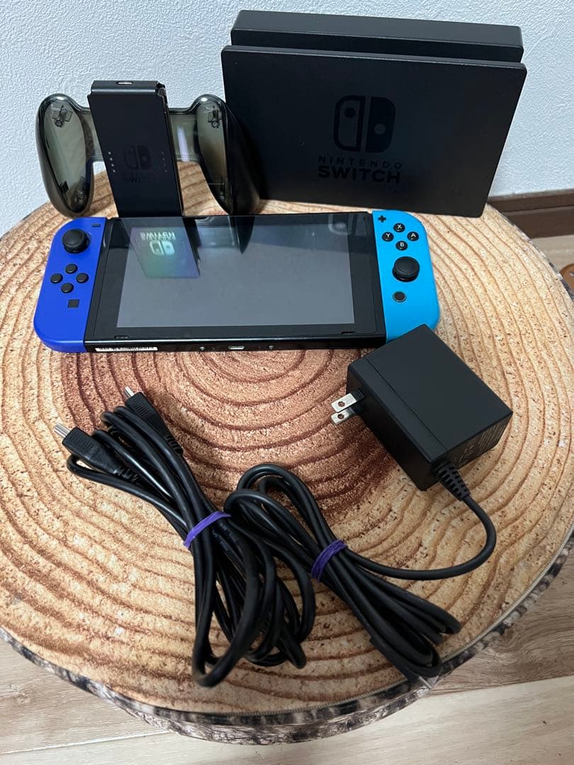 Nintendo Switch ニンテンドースイッチ本体　BLU箱無し