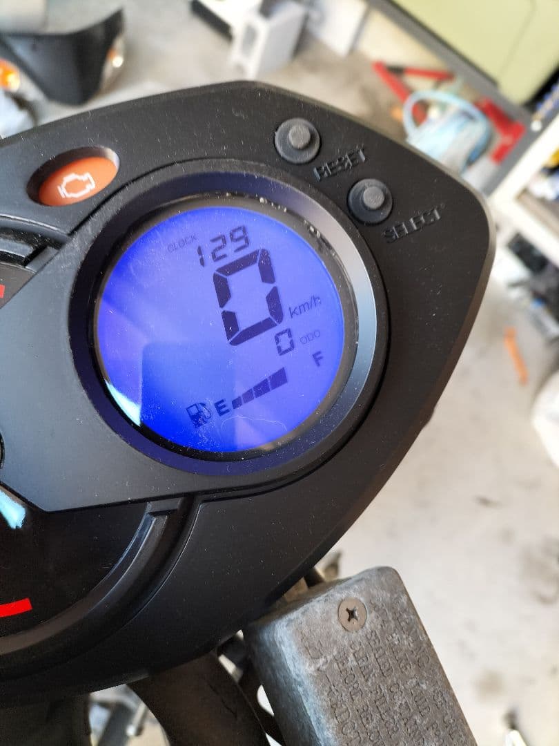 シグナスX　2型　新品未使用メーター　10ピン