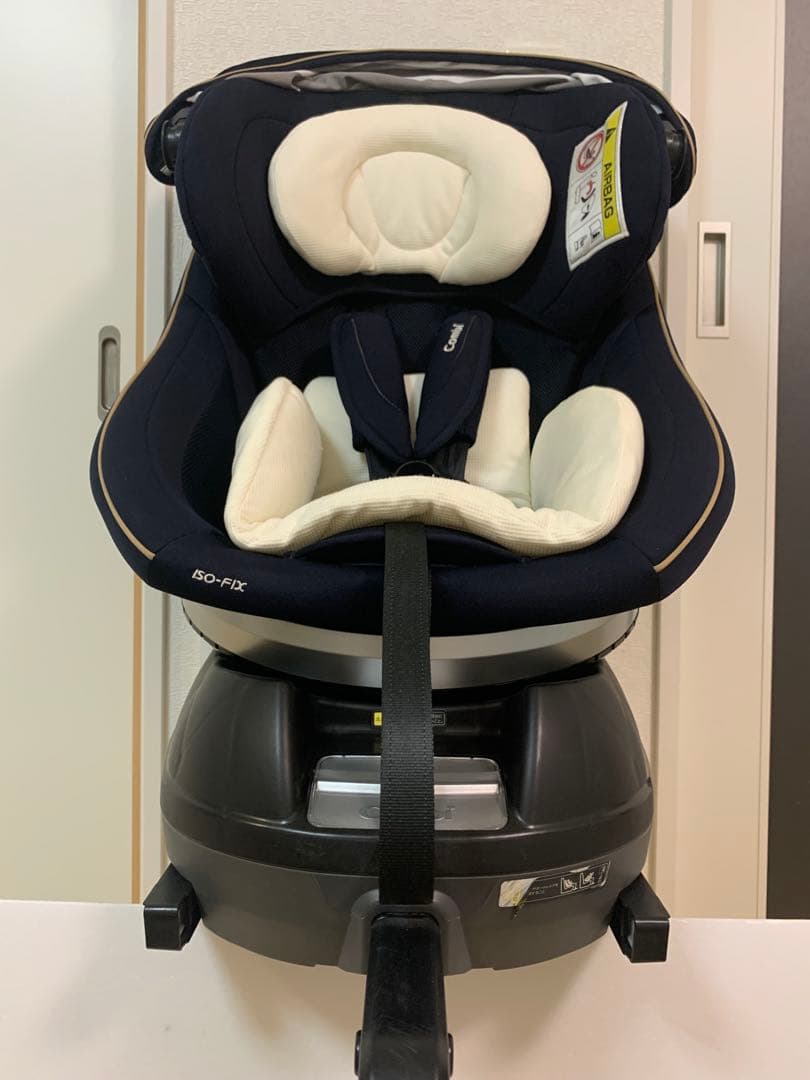 【超美品】コンビチャイルドシート クルムーヴスマート isofix