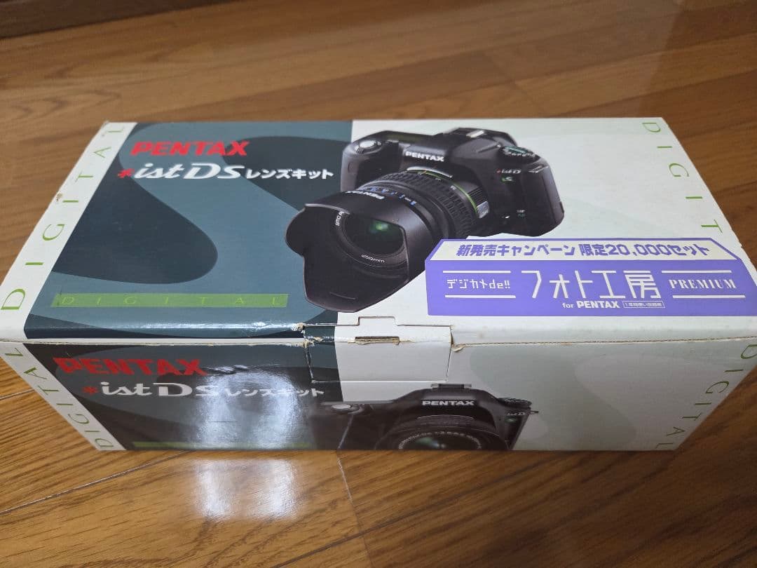 PENTAX istDs デジタル一眼レフカメラ 本体とレンズ付き