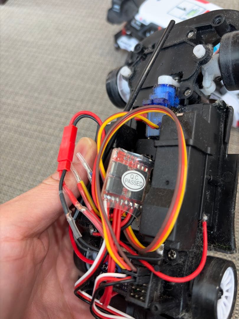 ジョーゼンドリフトヤリス　魔改造ラジコンカー