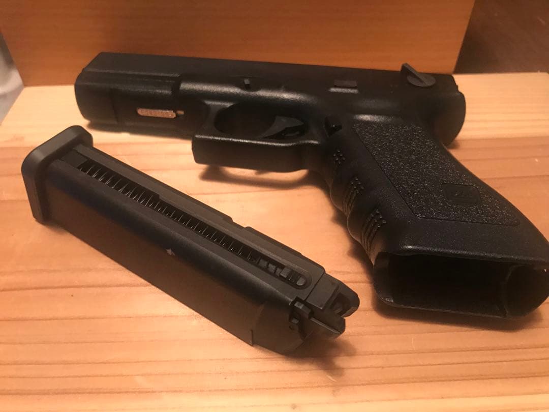 ただぞう❗️東京マルイGlock １８Ｃガスガン セミ/フルオート共に動作品