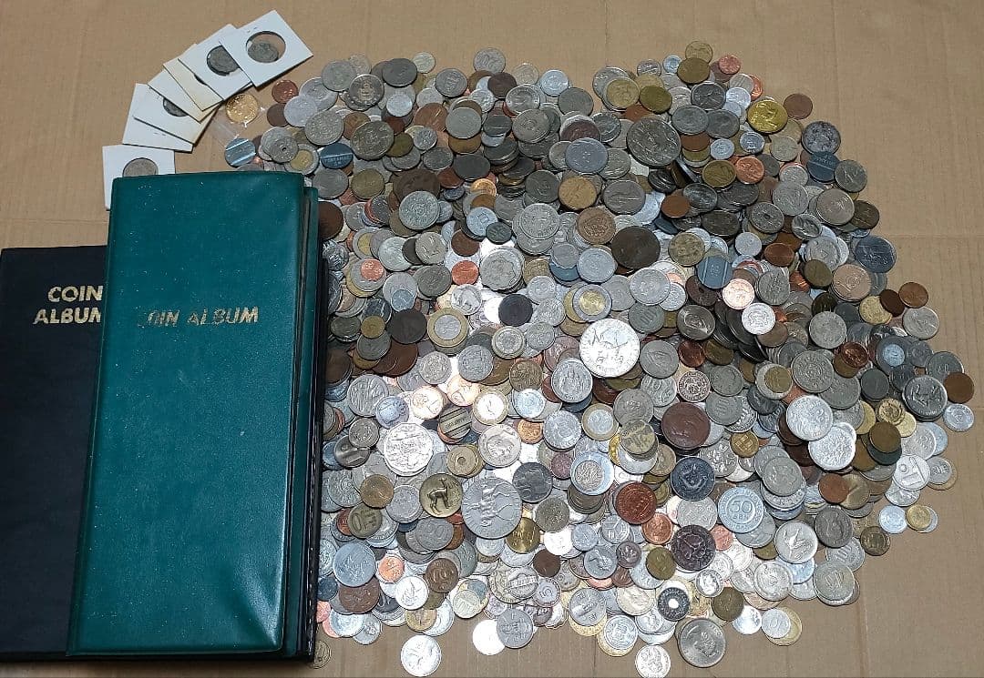 外国まとめ　アルバム　約15kg　外貨　外国硬貨　　硬貨　古銭