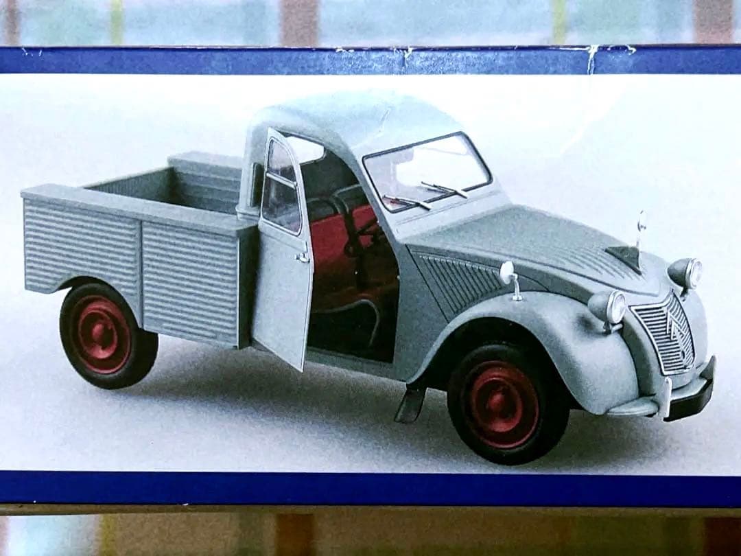 絶版 エブロ 1/24 シトロエン 2CV ピックアップ トラック