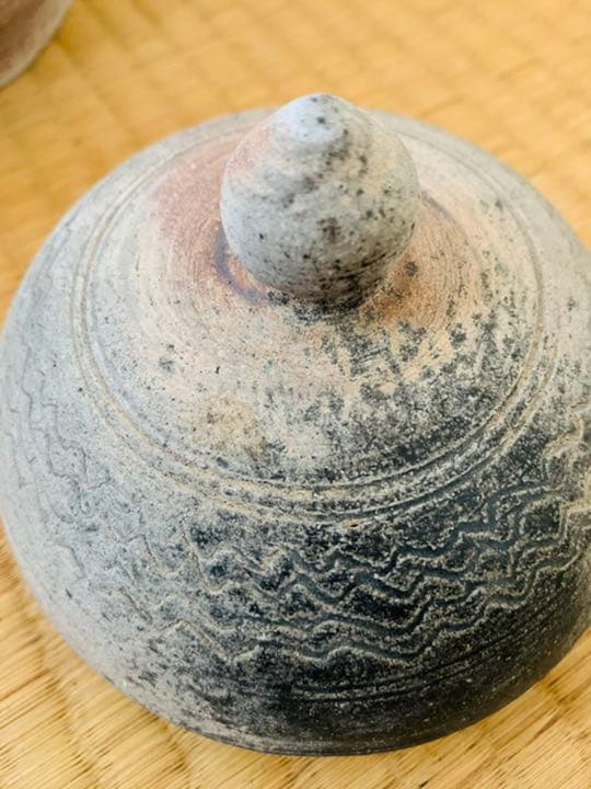 かなり古い二耳壺