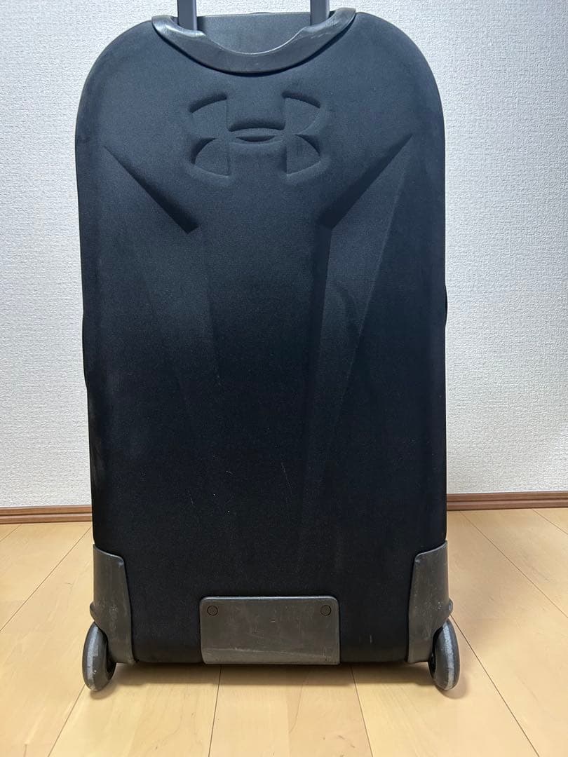 【最安値】アンダーアーマー UNDER ARMOUR キャリーバッグ