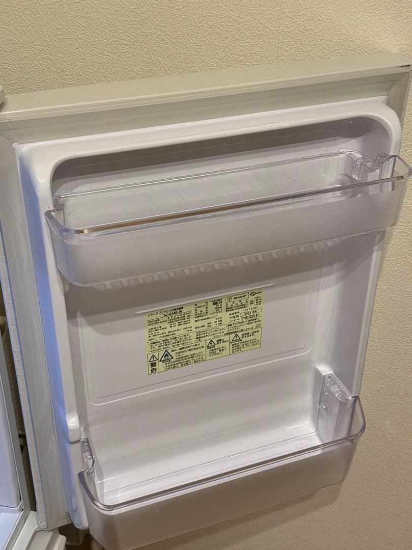 送料無料 2019年製 シャープ 2ドア冷蔵庫 SJ-D14E-W/137L