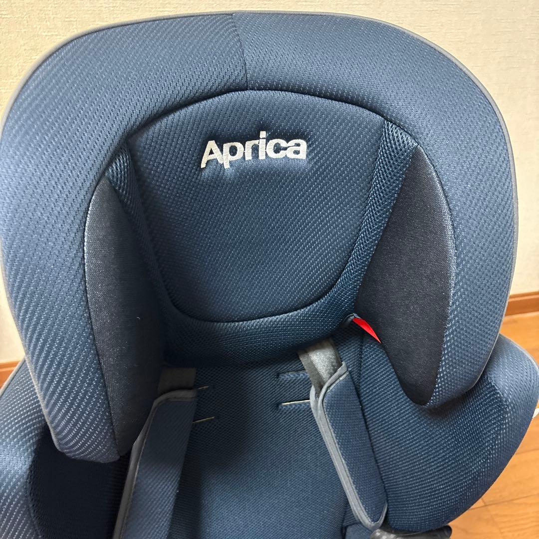 アップリカ　エアグルーヴ　ジュニアシート ネイビー