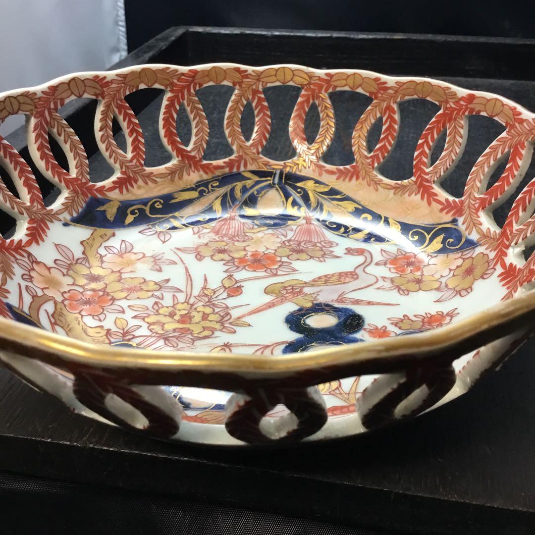 古伊万里輪繋ぎ透かし鉢(1700年代)