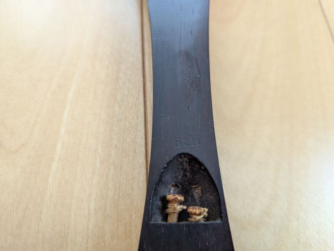 チェロ用　Bois d'Harmoie Tailpiece