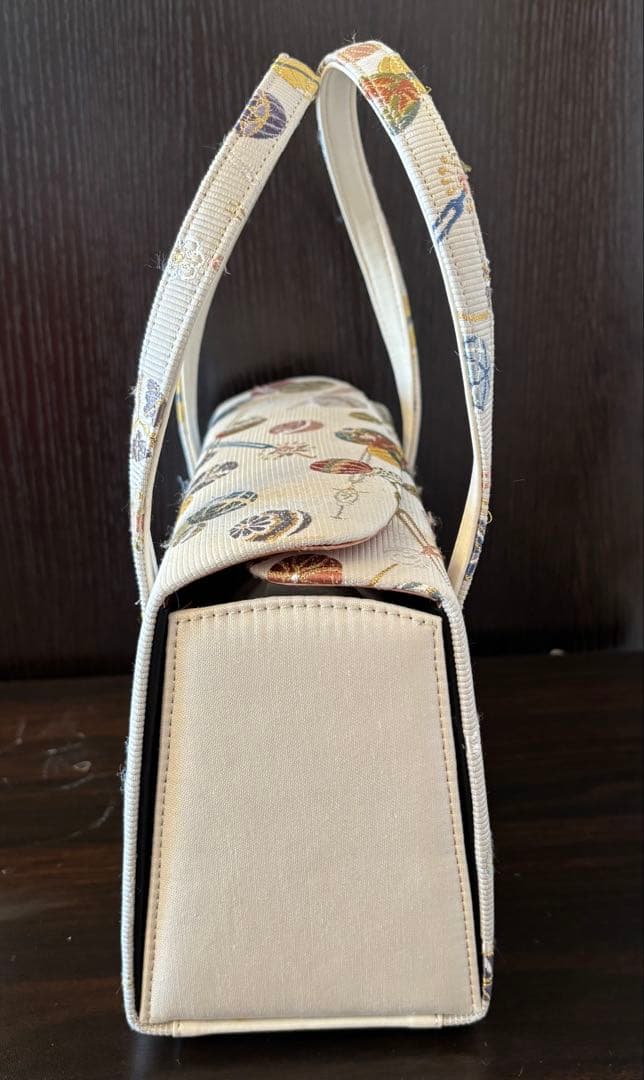 値下✳︎正月　成人式　初釜　茶会　和装バッグ 多色刺繍 ✳︎利休バッグ 正絹　未使用