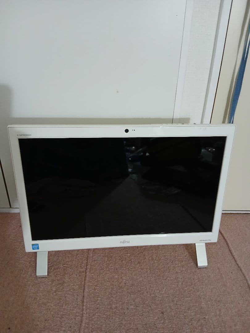 FUJITSUESPRIMO 一体型 W11無線、カメラ、ブルートウツ、オフイス