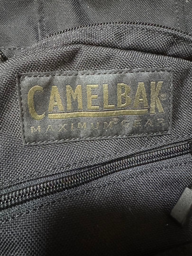 used 米軍放出品 CAMELBAK製 キャメルバック 黒 ハイドレーション
