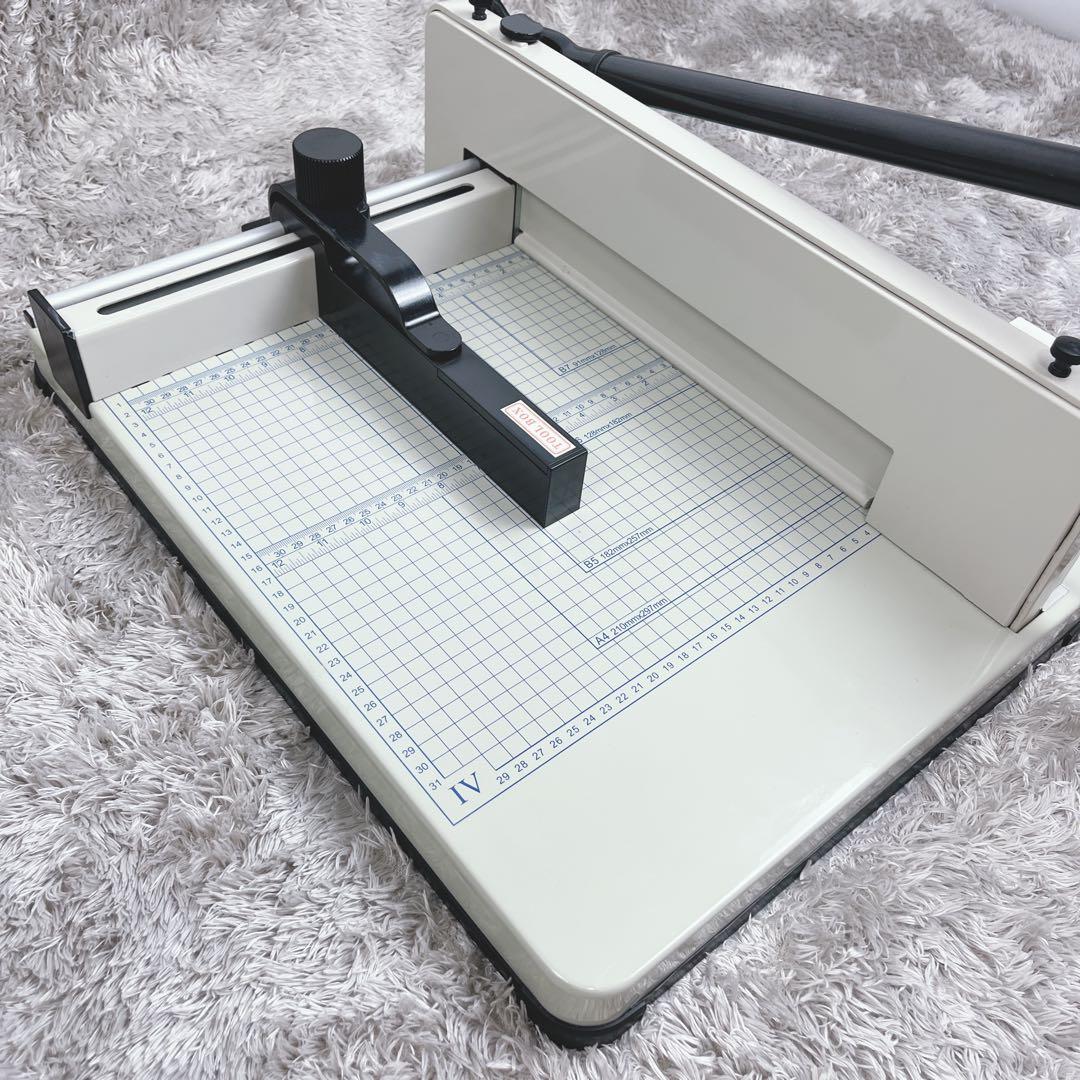 ダイシン商業　業務用　ペーパーカッター DS-858A4 17kg 裁断機