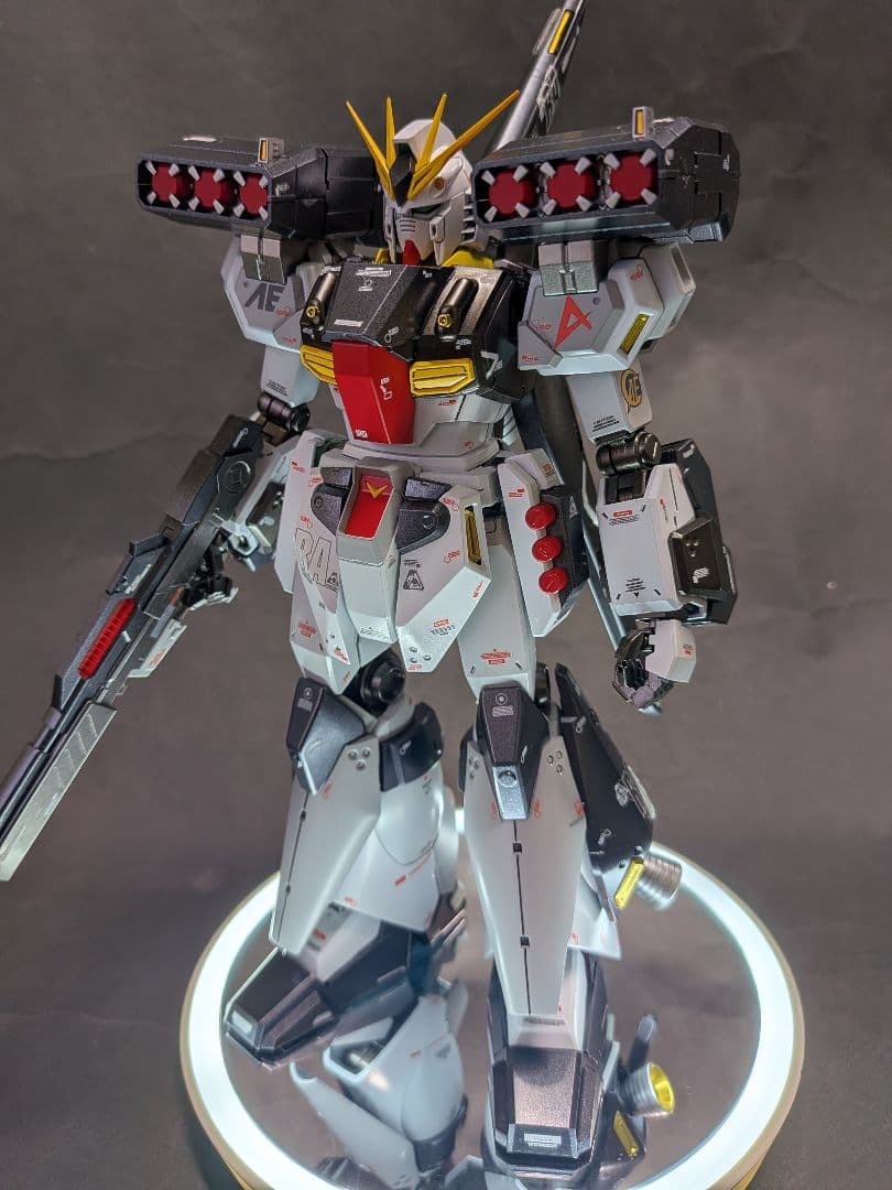 MG アムロ・レイ専用スタークジェガン（νガンダムカラー）全塗装完成品