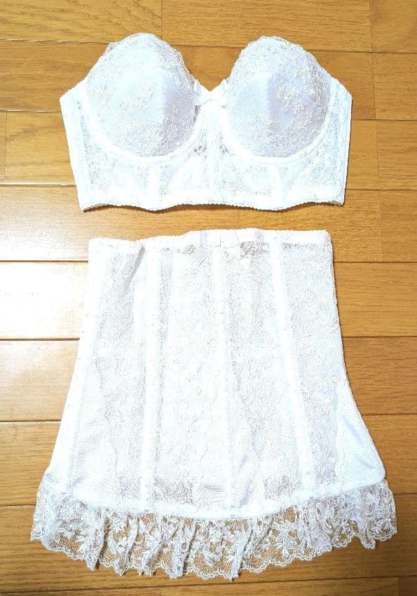 カドリールインターナショナル ブライダルインナー　C70 セモア