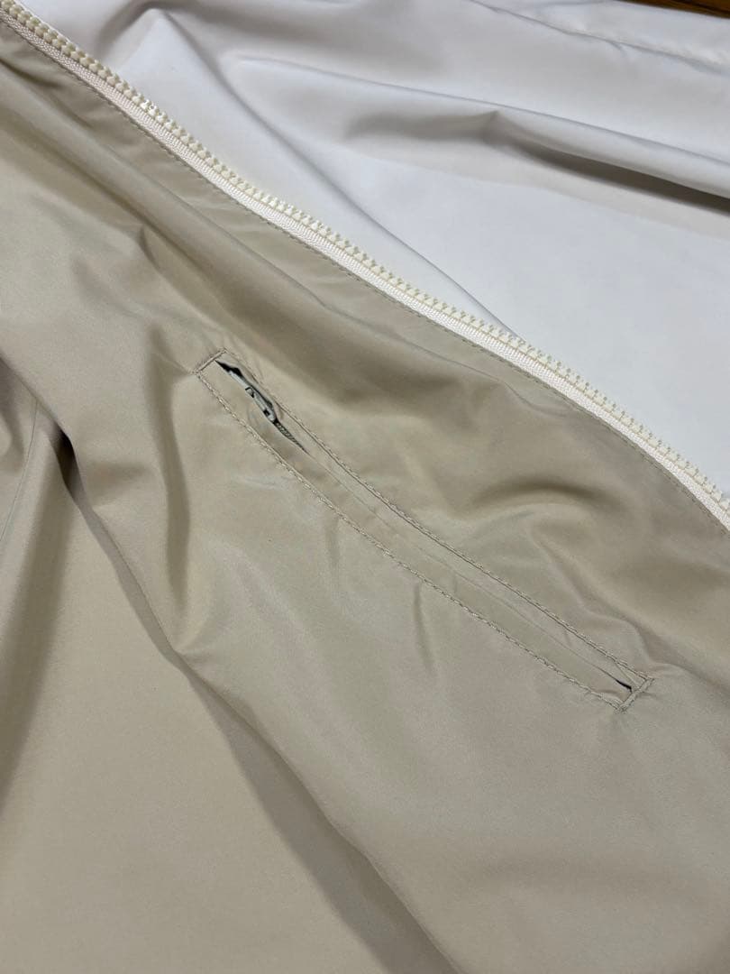 正規品伊製 ロロピアーナ　収納フード付き　ブルゾン　シルクタッチ　size L