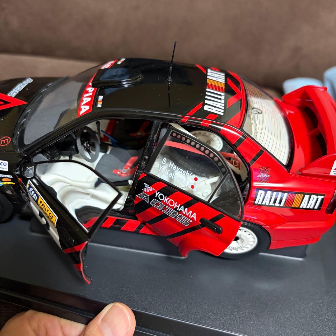 AUTOart Mitsubishi Lancer WRC ミニカー 1/18
