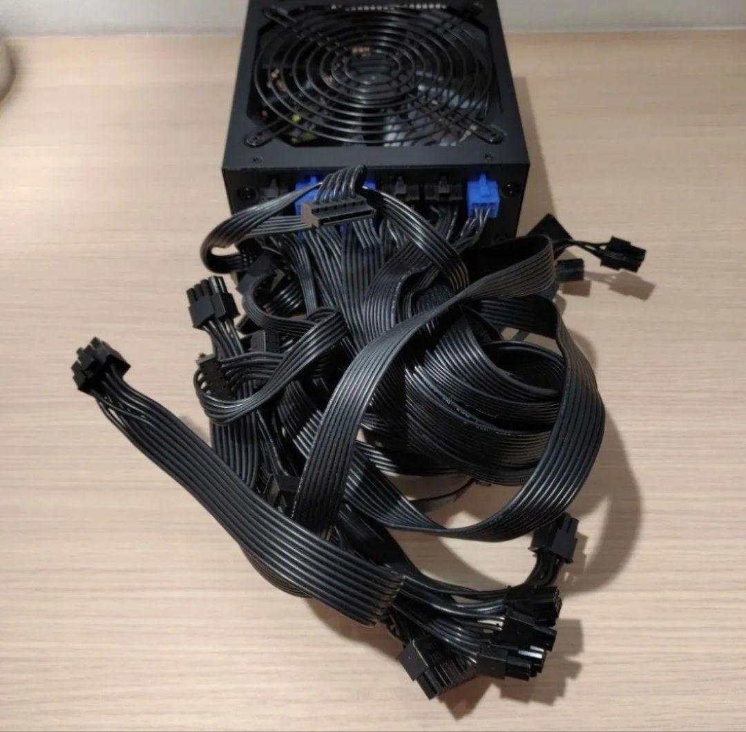 1000W ATX電源 GOLD認証 電源ユニット 極美品　24時間以内発送