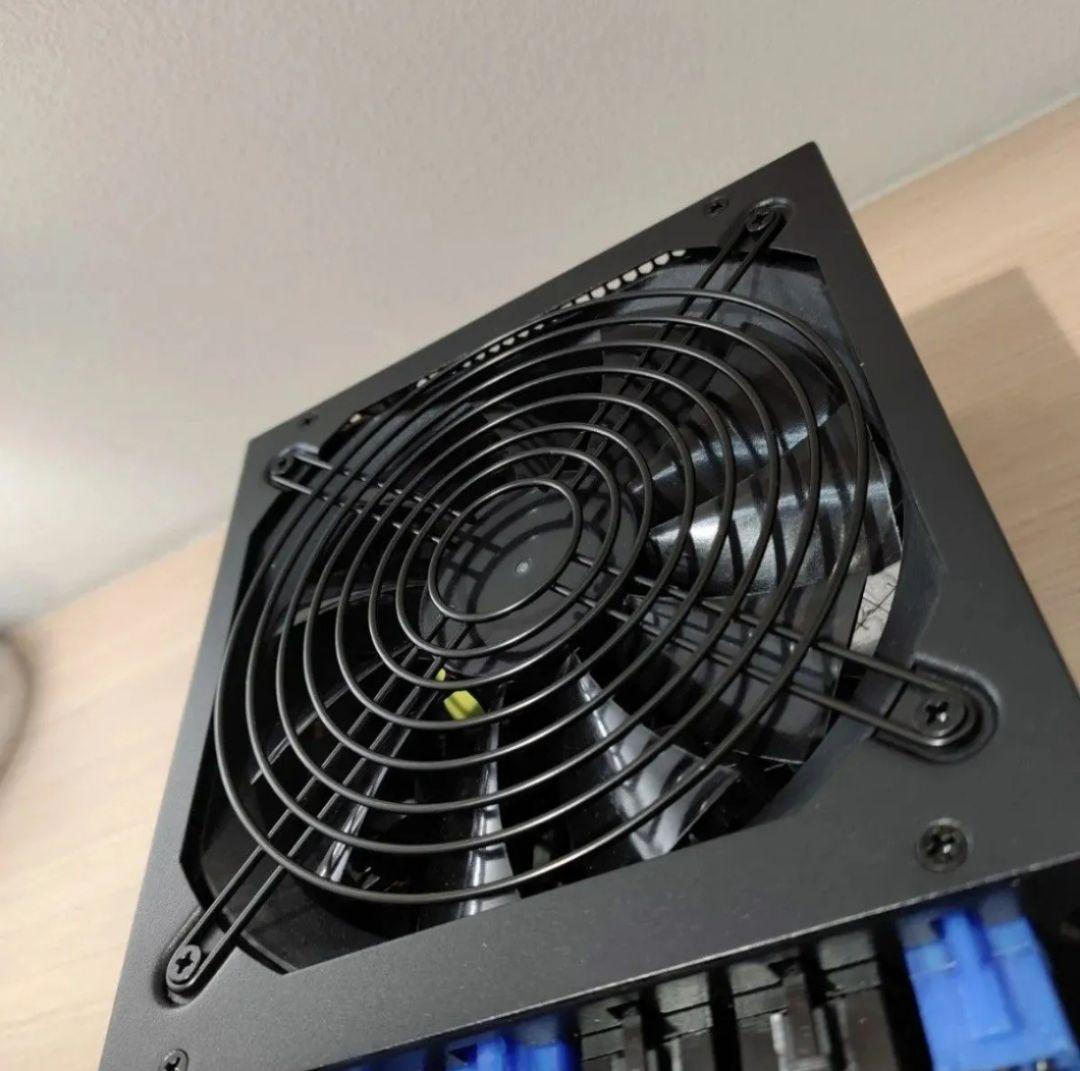 1000W ATX電源 GOLD認証 電源ユニット 極美品　24時間以内発送