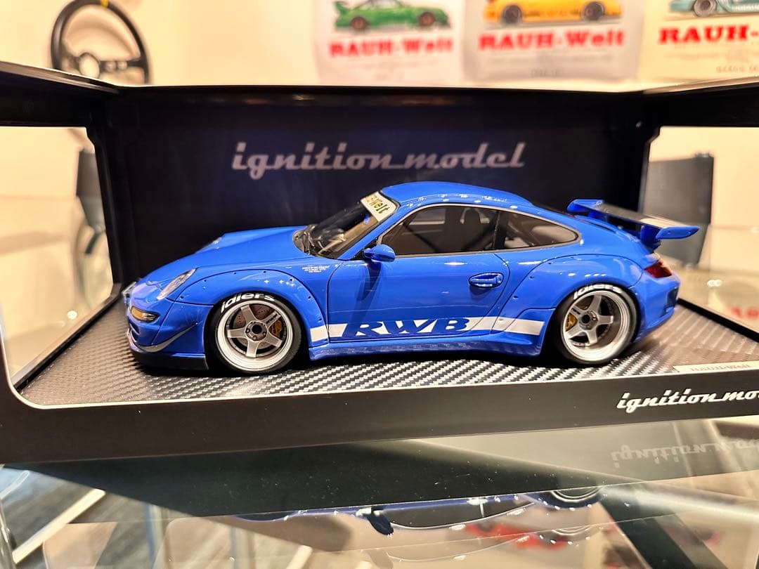 RWB997 イグニションモデル1/18ブルー