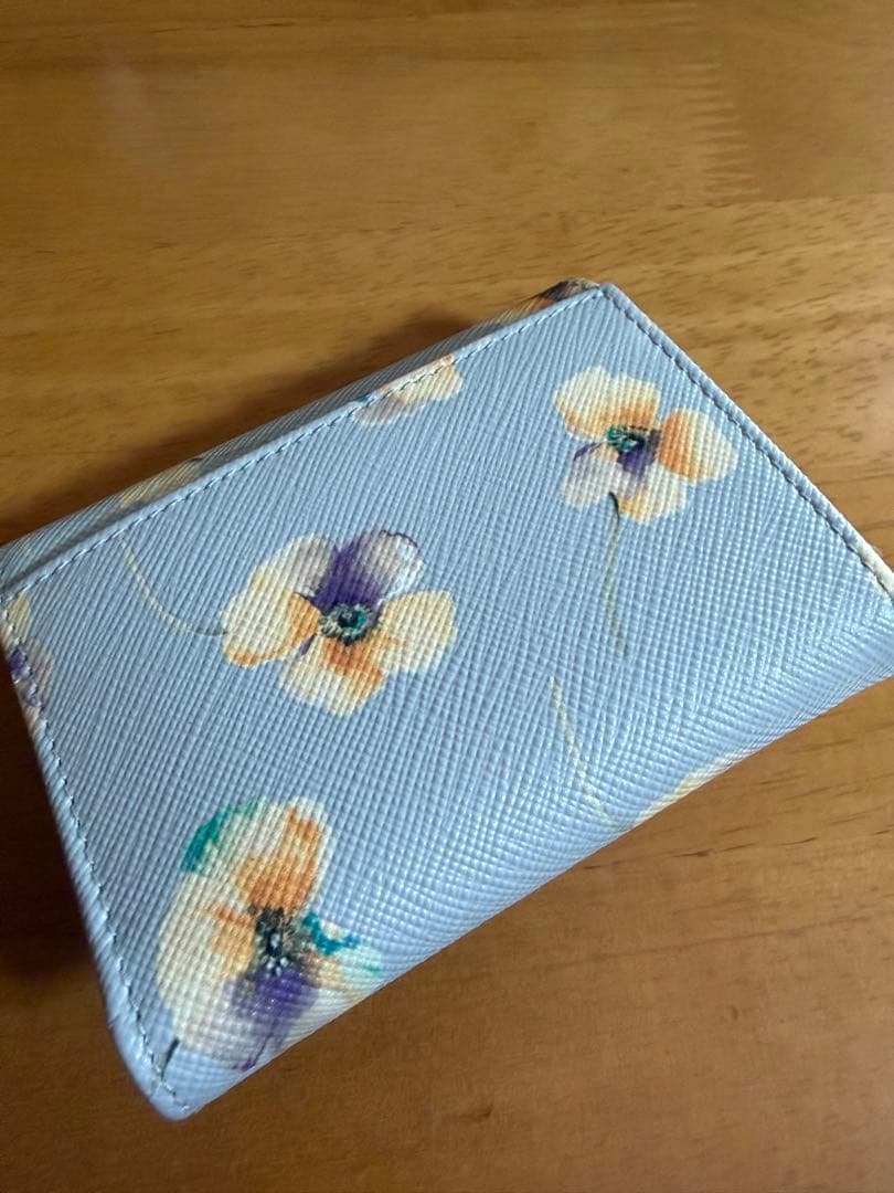 PRADA プラダ 花柄 三つ折り財布 サフィアーノレザー