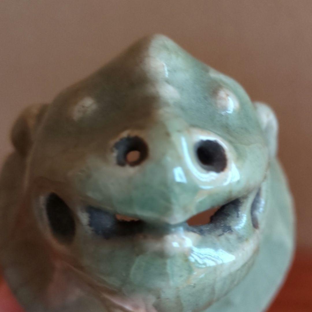 獅子形陶器 中型 淡い緑色　青磁香炉　獅子香炉　古美術品　骨董　中国