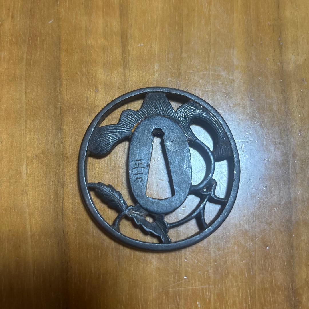 旧家蔵出し品　鉄製鍔　正方 時代物　刀装具　武具