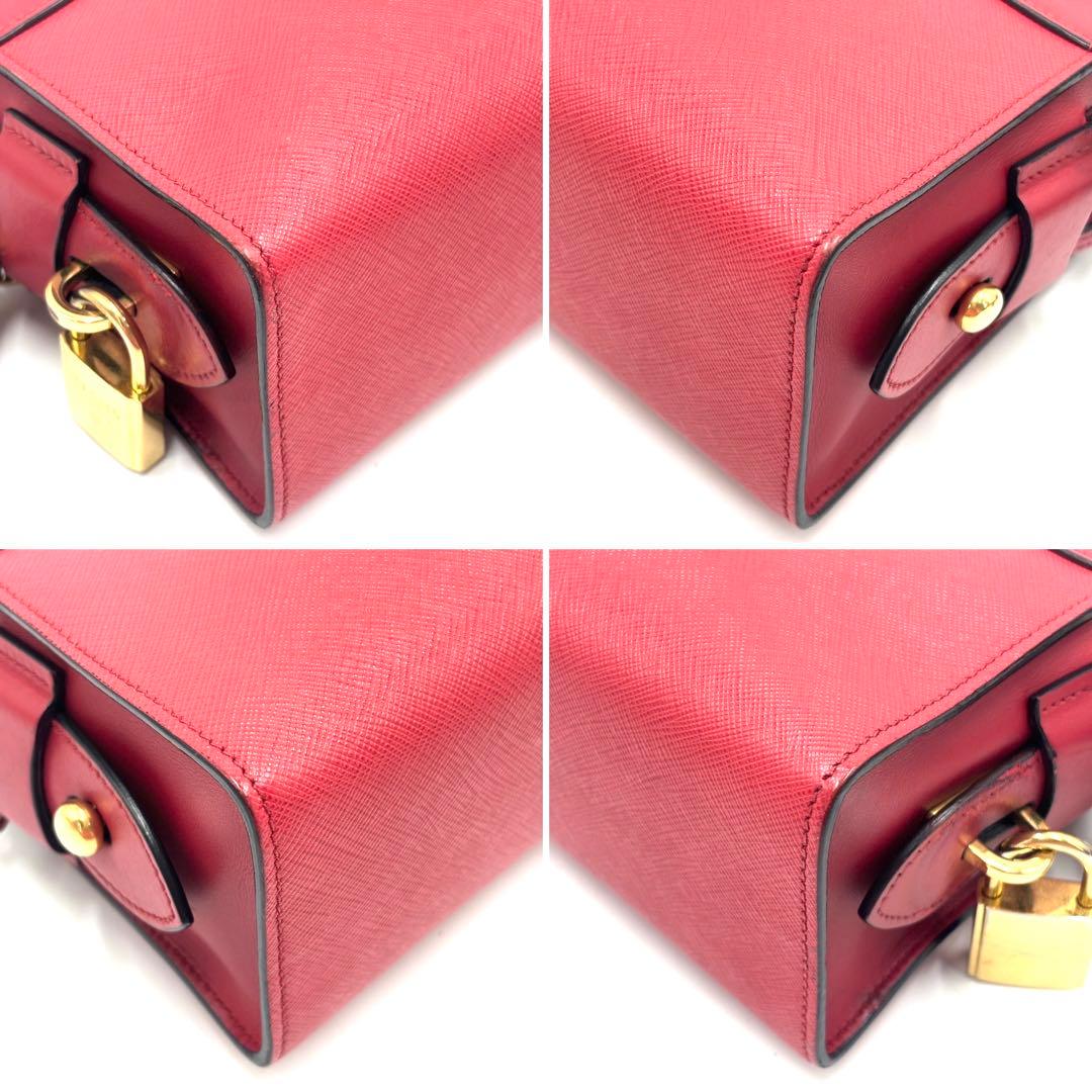 【美品】プラダ エスプラナード ショルダーバッグ 白タグ サフィアーノレザー 赤