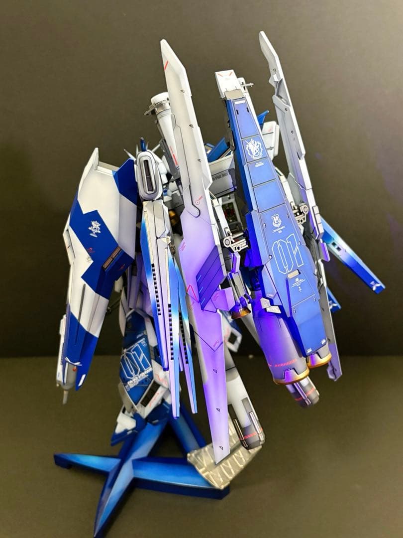 MG HI-νガンダム　ver.ka HWS装備　全塗装完成品