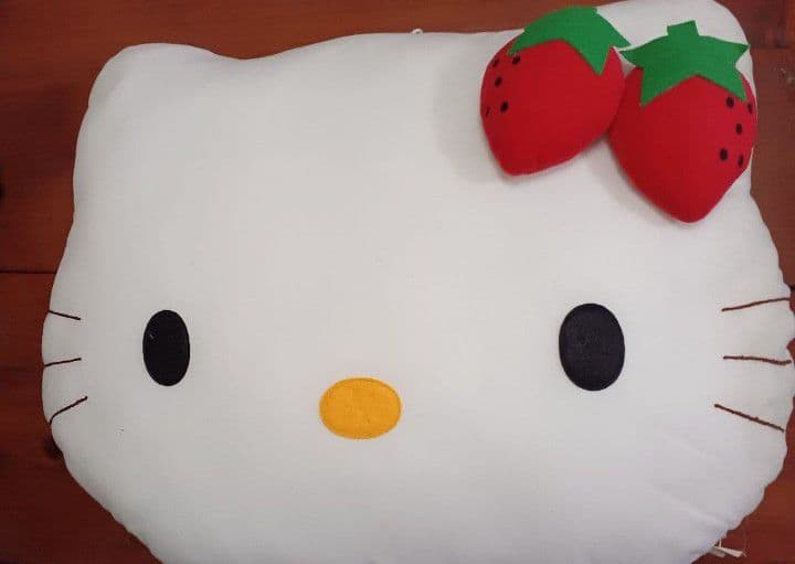 EIKOH　ハローキティ　HELLOKITTY　ぬいぐるみ　クッション