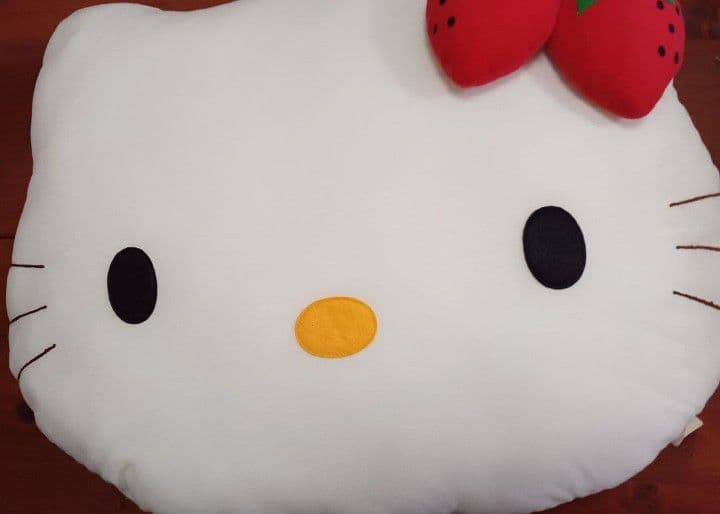 EIKOH　ハローキティ　HELLOKITTY　ぬいぐるみ　クッション