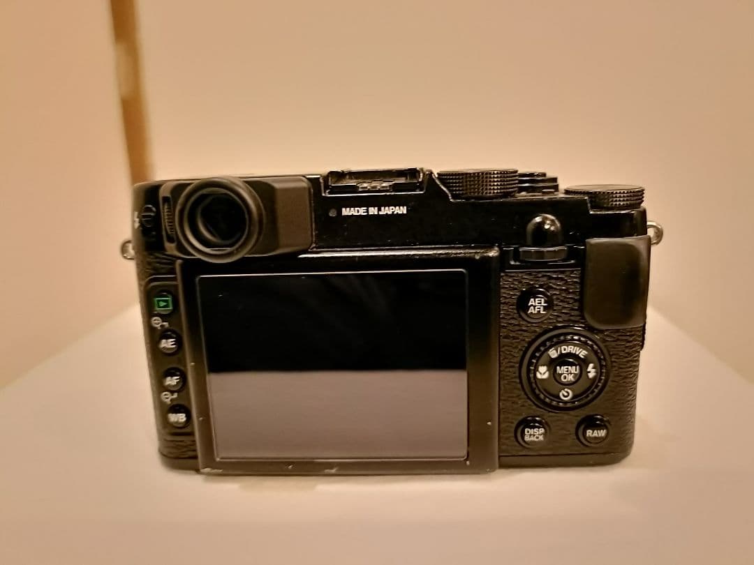 【ジャンク】FUJIFILM X10