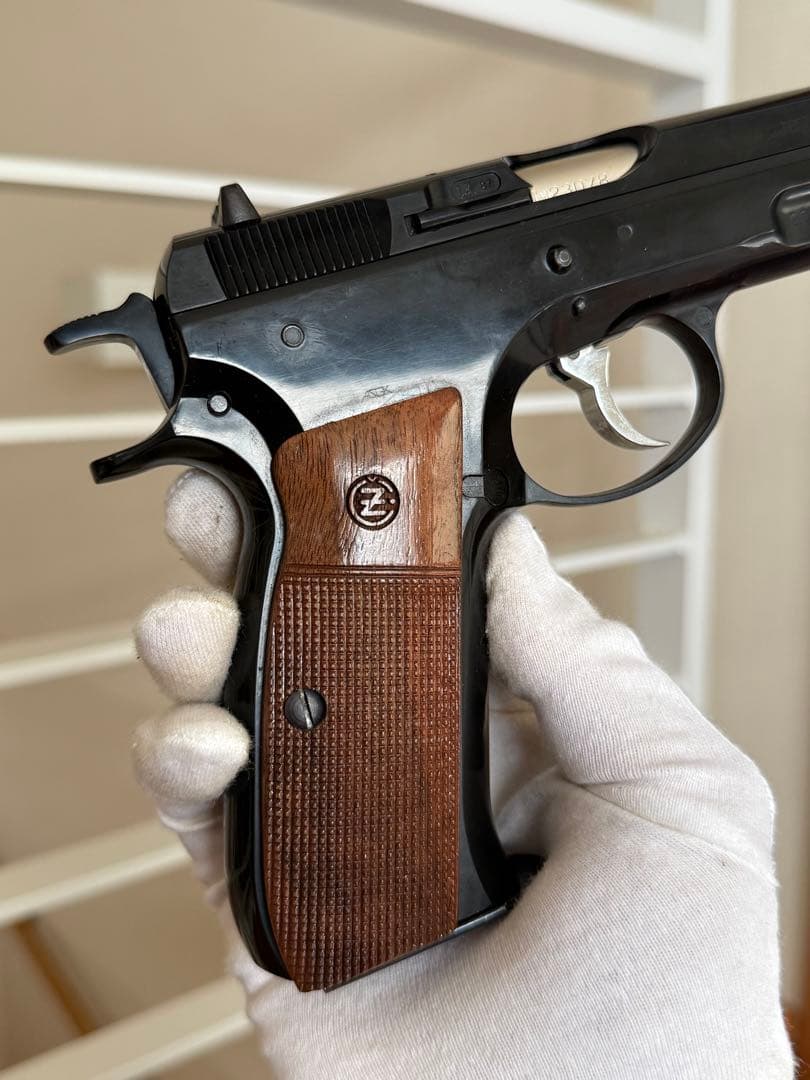 MGC cz75 木製グリップ スペアマガジン フルセット ガスブロ ガスガン