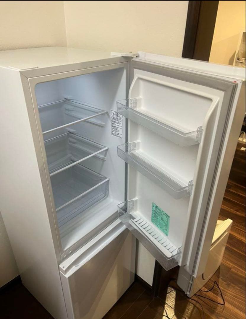 Hisense 2ドア冷蔵庫 ホワイト