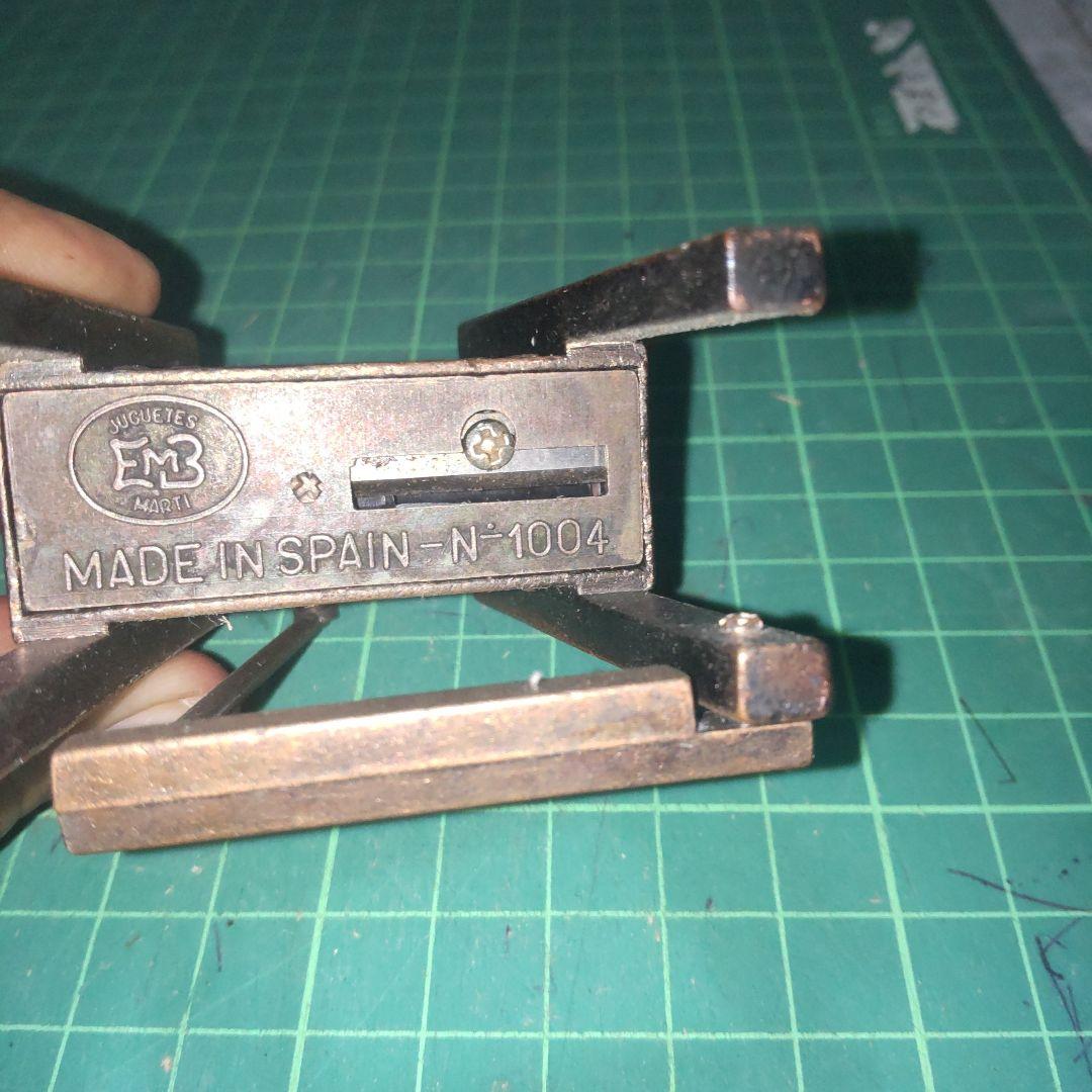 EMB Marti社　鉛筆削り　２つ