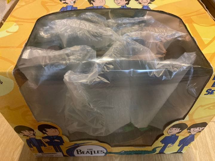 ビートルズ　デラックスボックスセット　フィギュア　マクファーレン