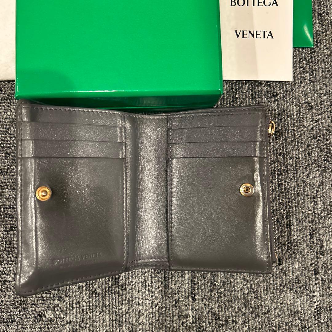 BOTTEGA VENETA グレー 二つ折り財布