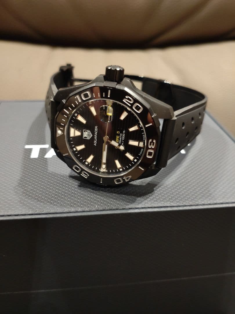 simago827様　商談中　タグホイヤー アクアレーサー
