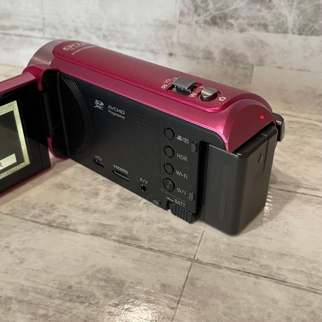 パナソニック HC-W585M ビデオカメラ ケース+予備バッテリー　３脚付