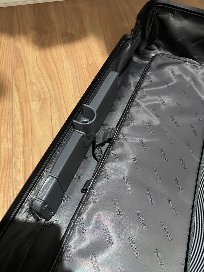 Rimowa Topas Stealth キャリーケース 電子タグ 廃盤 78L