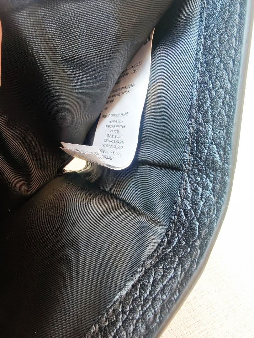 大人気商品 マルジェラ 三つ折り財布 グレインレザー 男女兼用