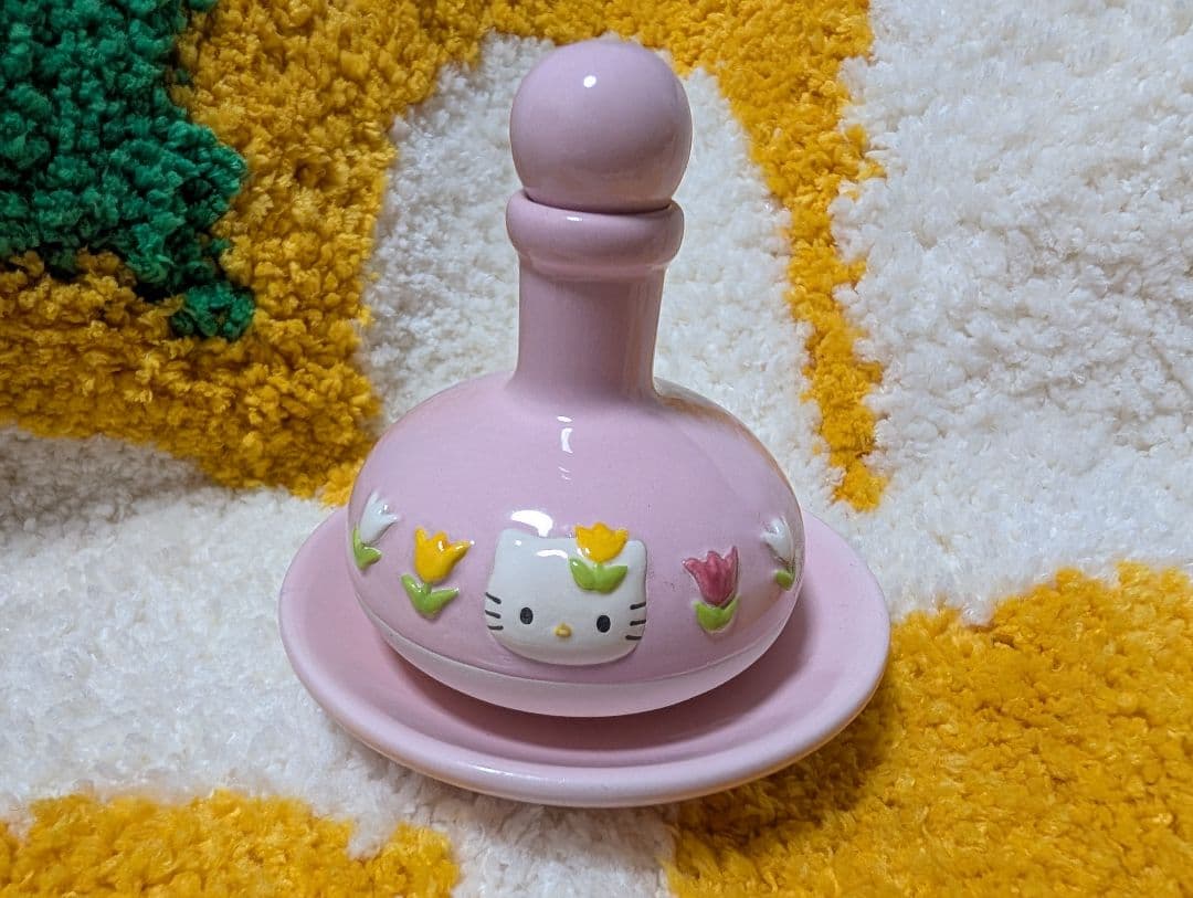 【激レア商品】ハローキティ アロマポット