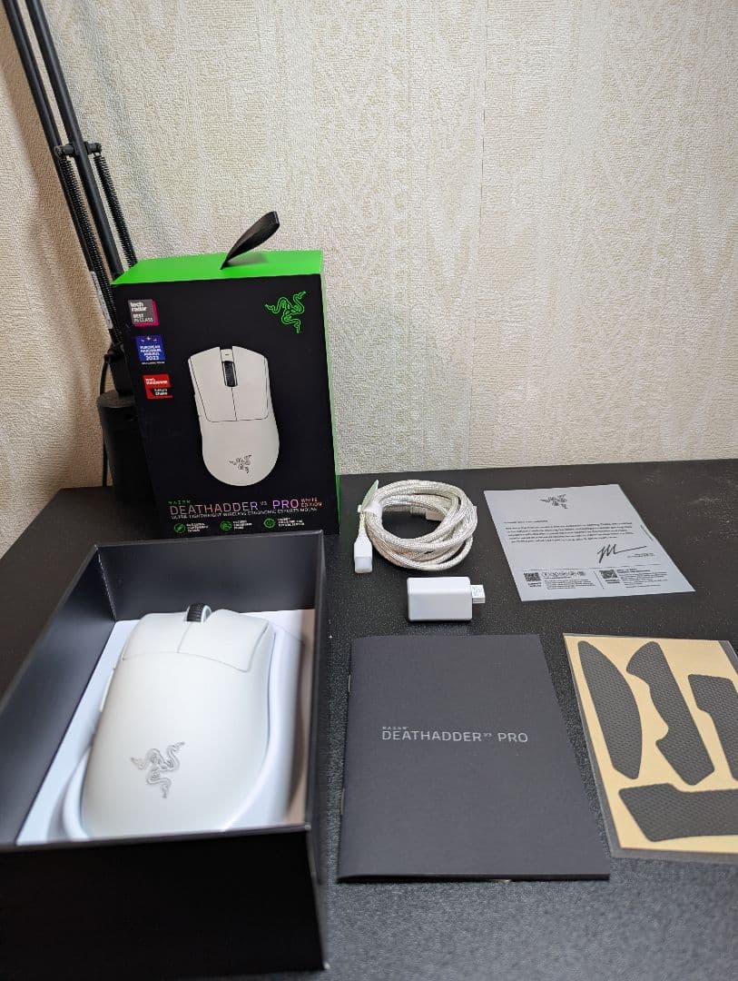 Razer DEATHADDER V3 PRO ホワイトエディション