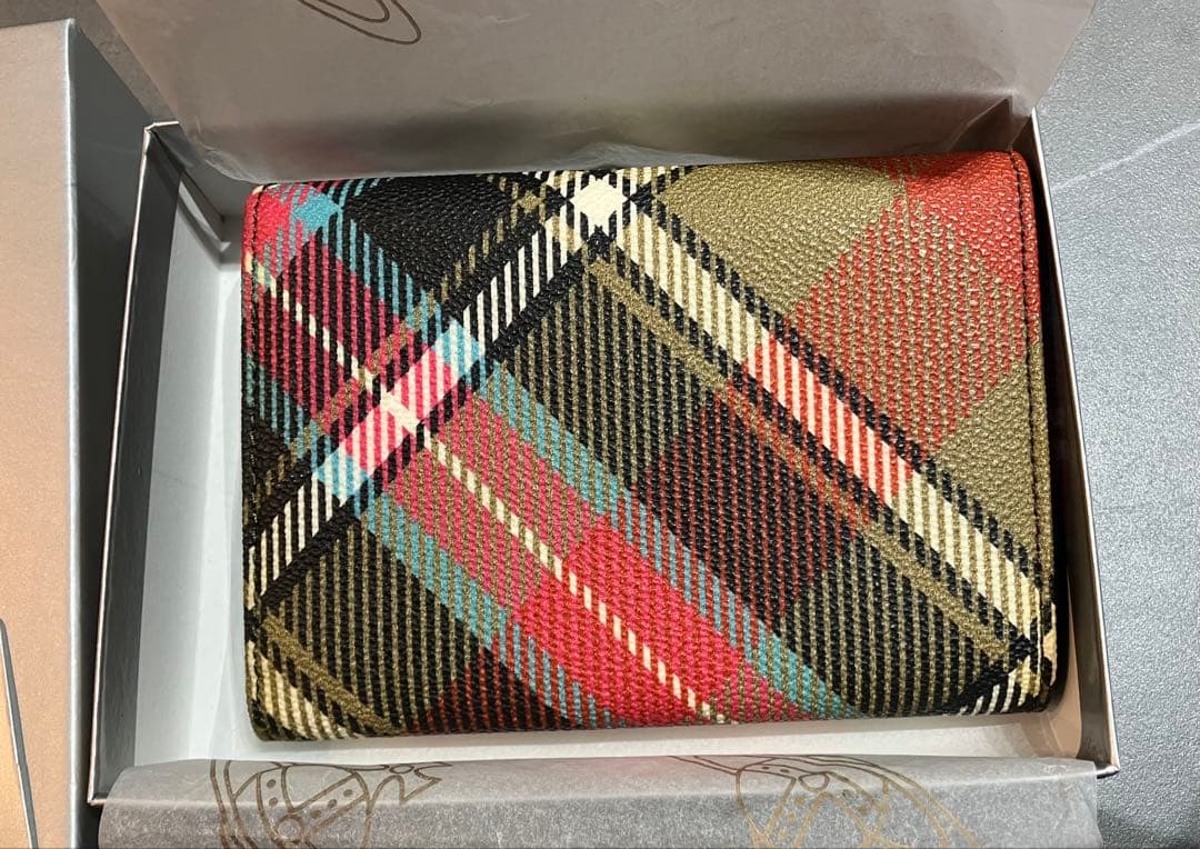 ヴィヴィアンウエストウッド　三つ折り財布　ダービーチェック