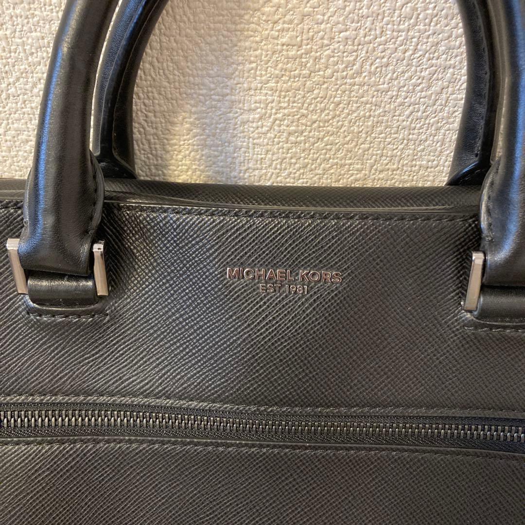 【味噌太郎】MICHAEL KORS ブラックビジネスバッグ