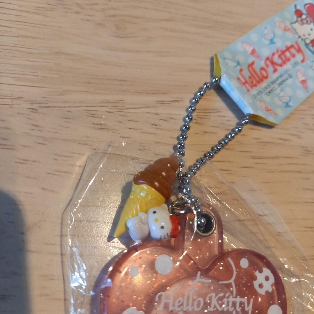 ハローキティ ハート型ストラップ アイスクリーム付きレア